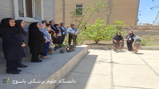 کاشت-نهال-به-مناسبت-هفته-ملی-جوانی-جمعیت-درمرکز-شهید-حسینی-شبکه-بهداشت-گچساران
