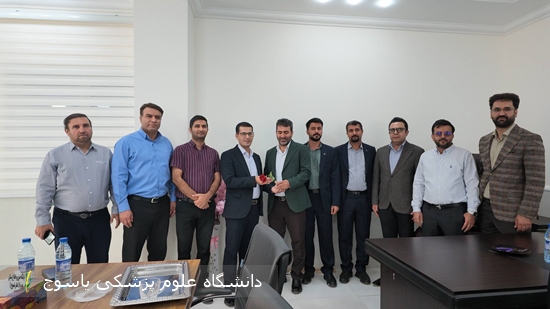 تجلیل-مدیر-شبکه-بهداشت-و-درمان-شهرستان-کهگیلویه-از-پزشکان-بیمارستان-امام-خمینی(ره)-دهدشت